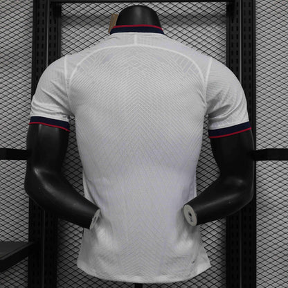 Maillot Tottenham concept 2024-25